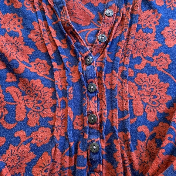 Lucky Brand Top - Picture 5 of 6